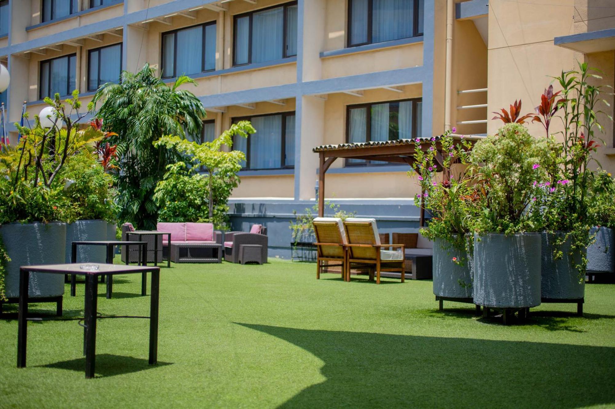 קינשאסה Hotel Memling מראה חיצוני תמונה